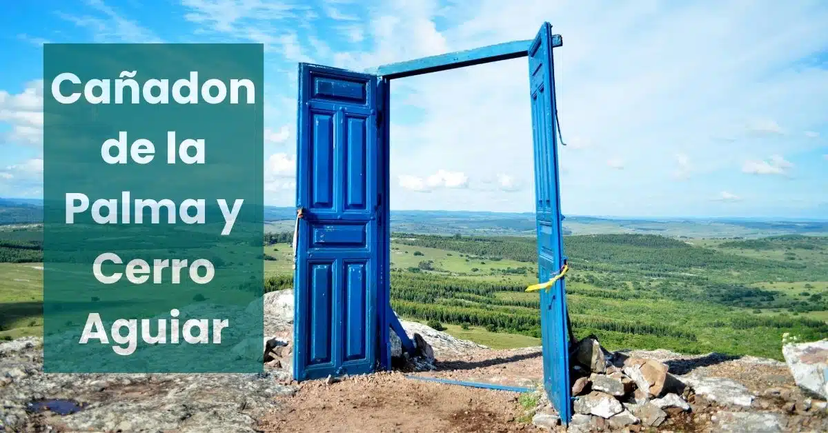 puerta azul en el Cañadon de la Palma y Cerro Aguiar